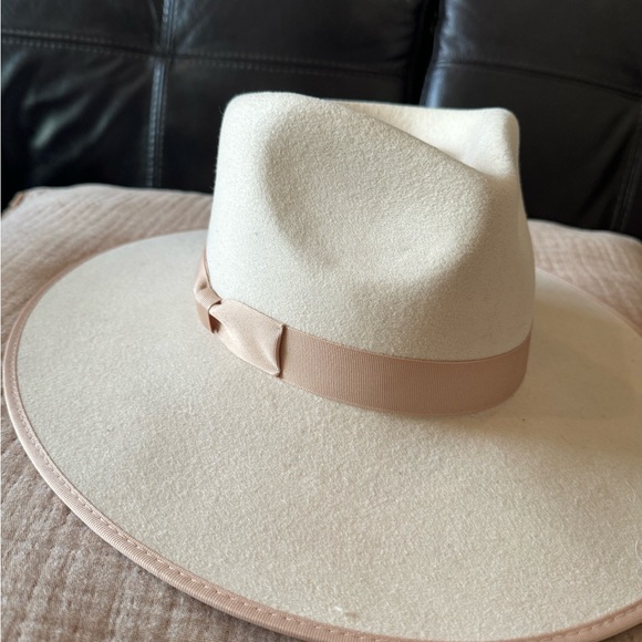 Like new lack of color ivory rancher hat - Picture 5 of 8